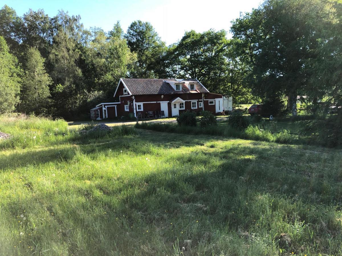 Bed and Breakfast Ranch Mörby Stora Mellosa Exterior foto