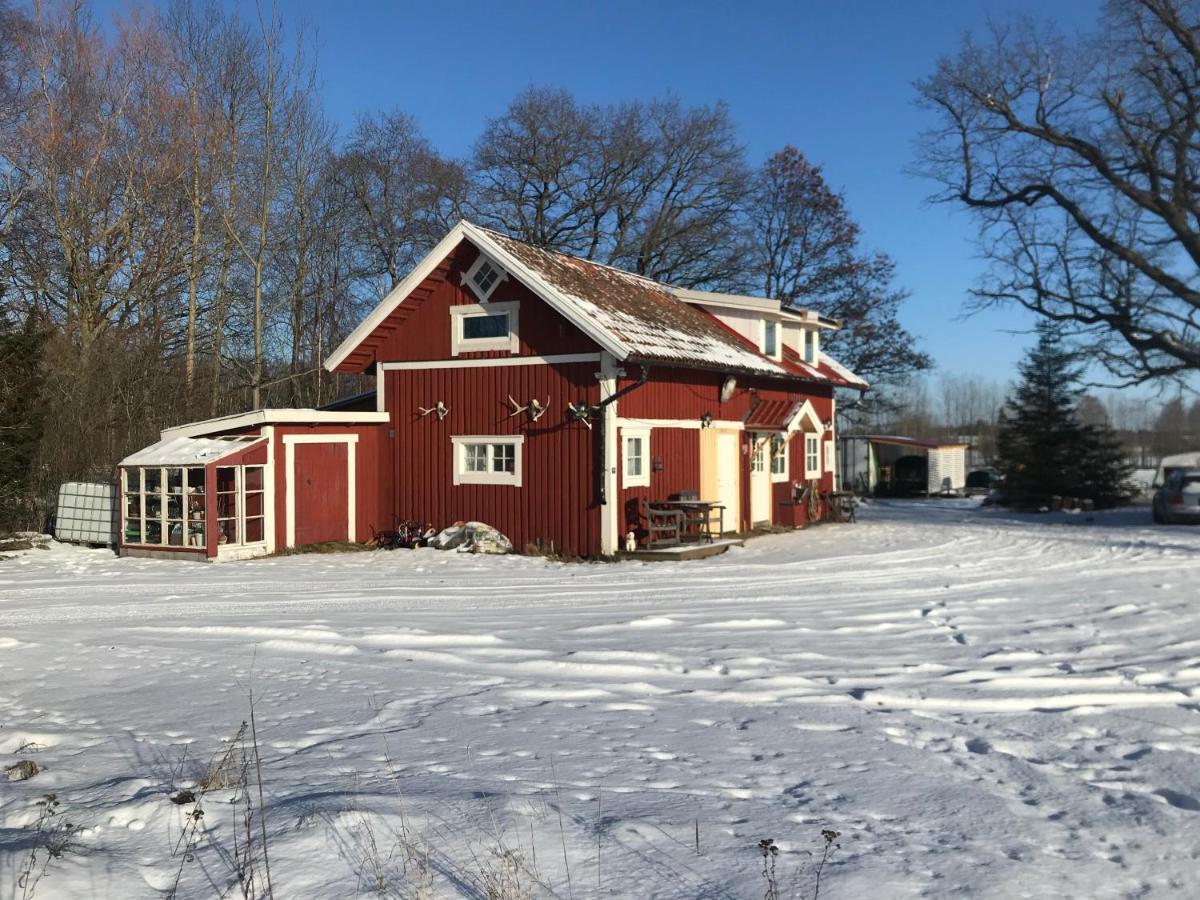 Bed and Breakfast Ranch Mörby Stora Mellosa Exterior foto